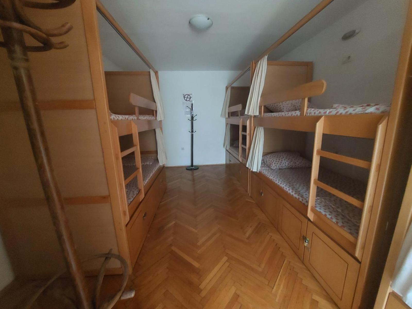 סקופיה Hostel Valentin 2 מראה חיצוני תמונה