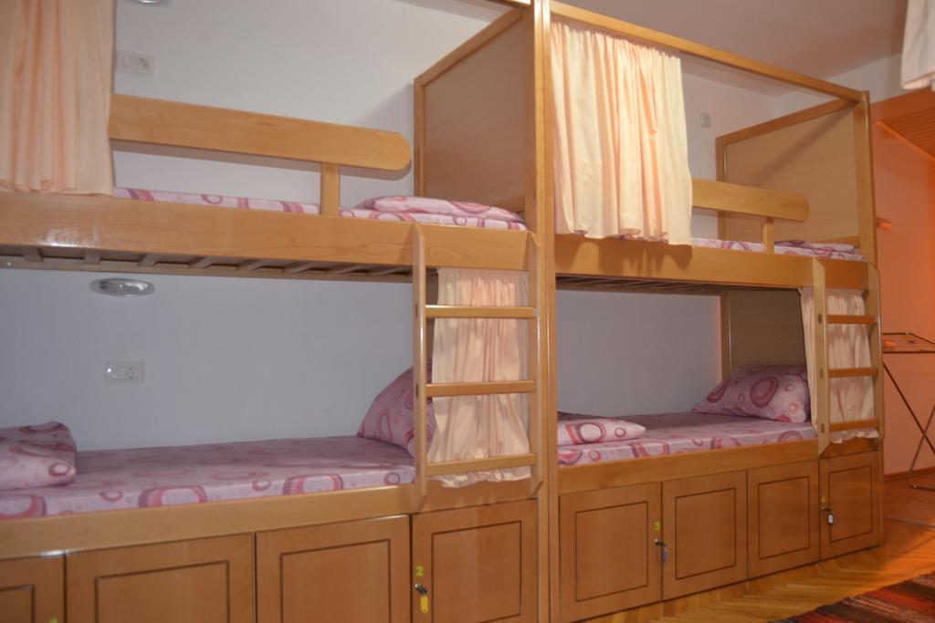 סקופיה Hostel Valentin 2 חדר תמונה