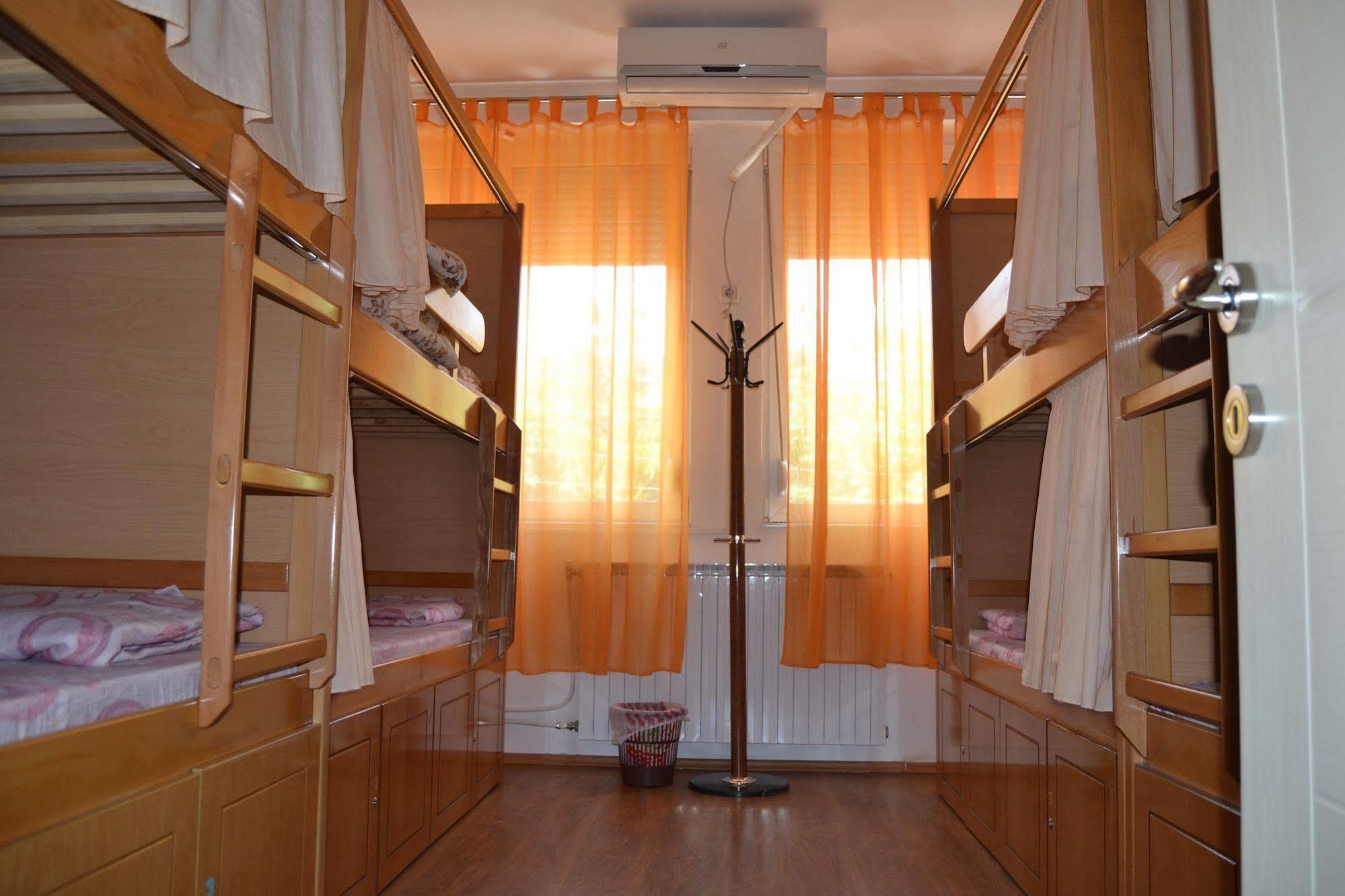 סקופיה Hostel Valentin 2 מראה חיצוני תמונה
